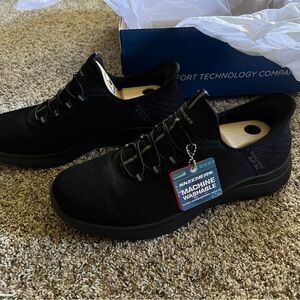 Brand New Men’s Sketchers Slip-Ins Size 9.5